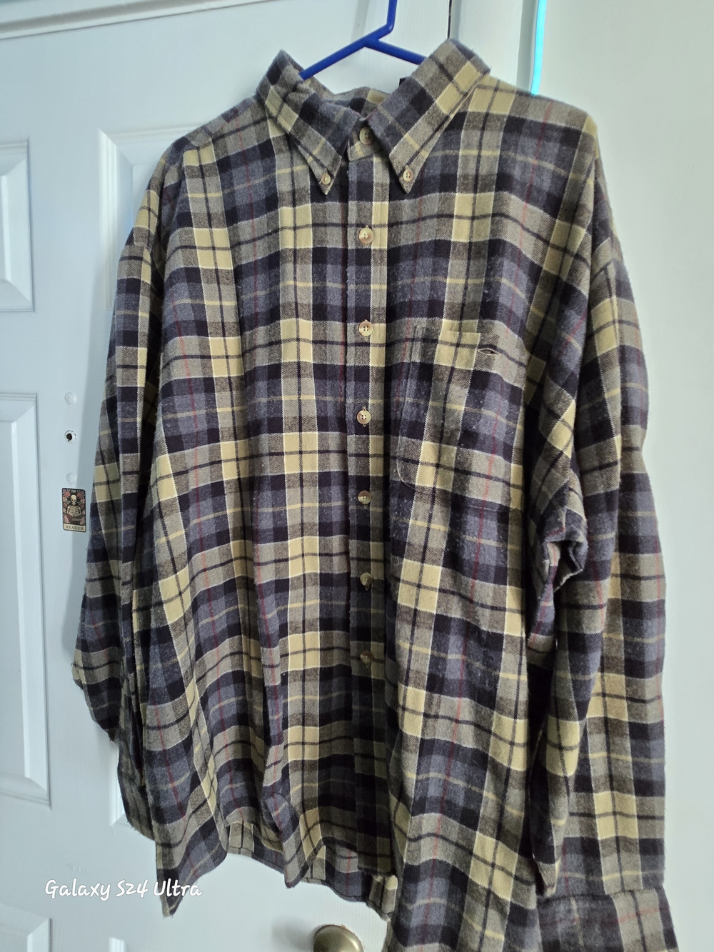 Men's Plaid Button-Down Flannel Shirt in Beige and Gray Size 2xl